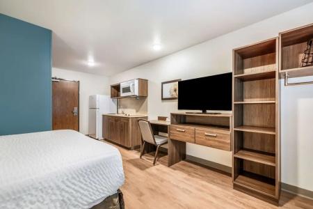 WoodSpring Suites Orlando Kissimmee Maingate - 41