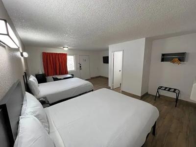 6-Orange, CA - Anaheim - 28