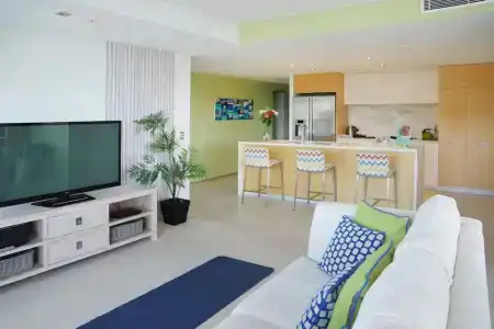 Ambience on Burleigh Beach - 78