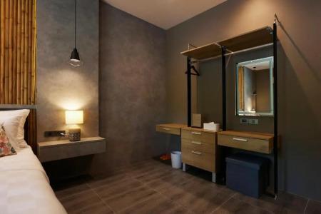 Sand Dollar Boutique - 1