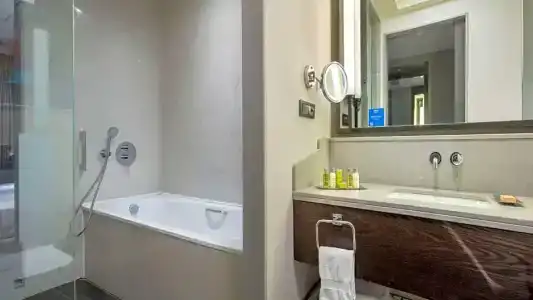 Hilton Istanbul Bakirkoy - 40