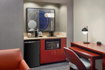 Courtyard by Marriott - 40