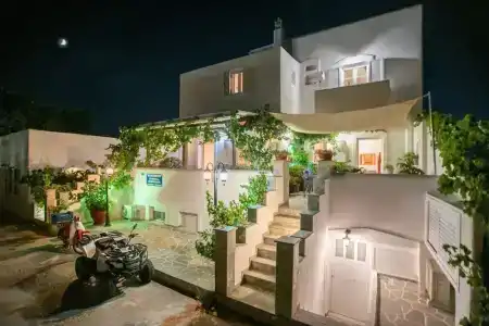 Kontaratos Studios & - 191