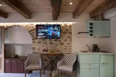 The Well Parga - 18