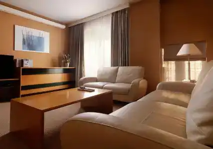 Blazer Suites - 4