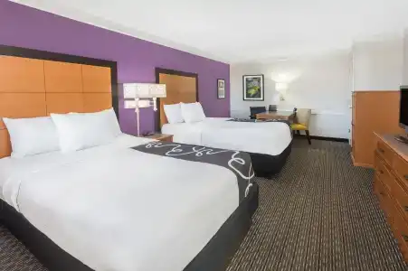 Baymont by Wyndham Woodruff Rd - 10