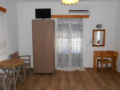 Studios Kapetanios - 98