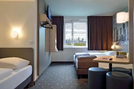 b&b Frankfurt-West - 26