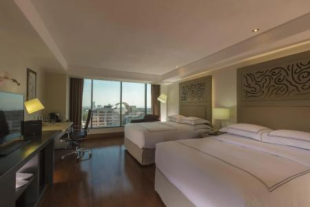 Hilton Guadalajara - 3
