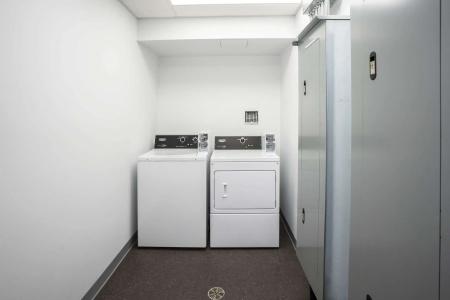 Quality Inn - 24