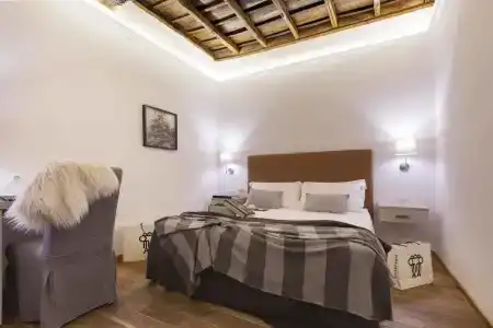 Giuturna Boutique - 34