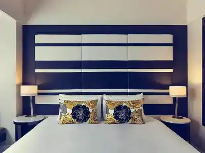 Mövenpick - 52
