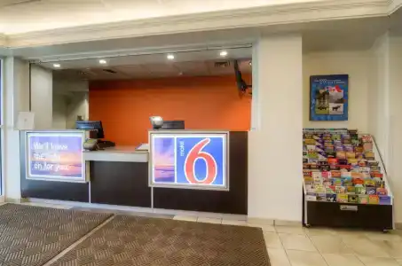 6-Orlando, FL - International Dr - 12