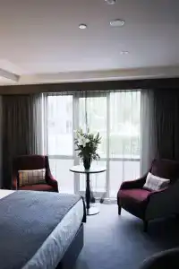 Rydges Latimer - 13
