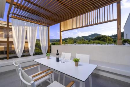 Mirablue Luxury Residences - 399