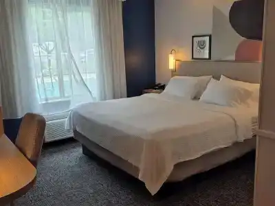 Hilton Garden Inn - 38