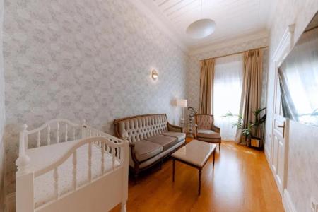 Castellano & Suites - 103