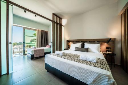 Harmony Crest Resort & Spa Adults Only - 3