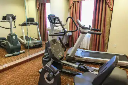 Arbor Inn and Suites - 23