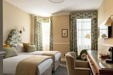 The Drayton Court - 79