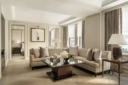 Waldorf Astoria - 53