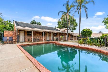 Greensborough - 14