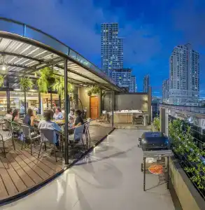 The Posh Phayathai - 23