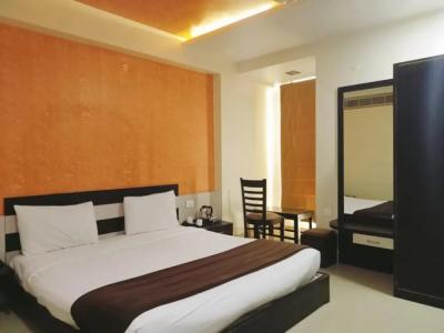Yash Regency - 27