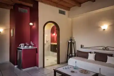 Veneto Boutique - 69