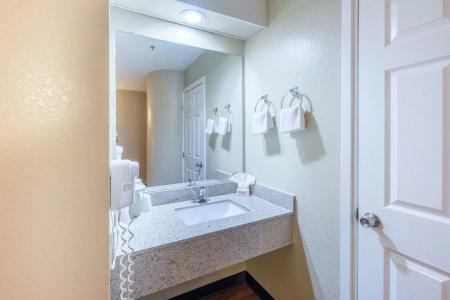 Red Roof Inn Houston - Iah Airport/Jfk Blvd - 8