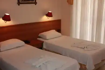 Mutlu Apart - 2