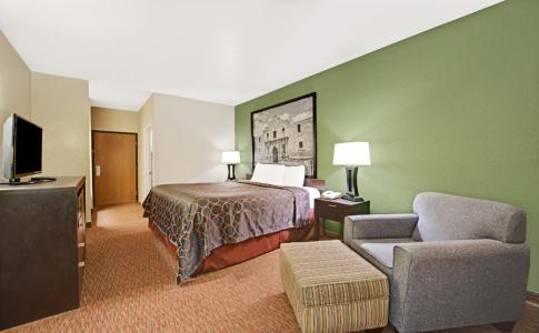 Surestay Plus By Best Western San Antonio North 281 n - 6