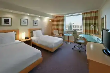 Hilton Düsseldorf - 4