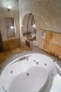Kemerhan Cave Suites - 89