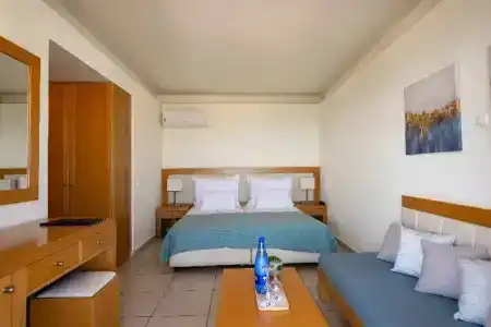 Ariadne Beach - 75