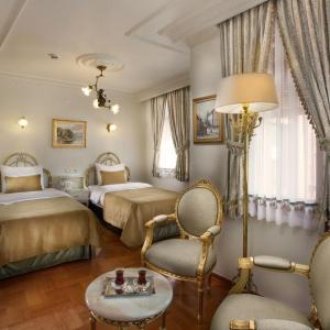 Valide Sultan Konagi - 36