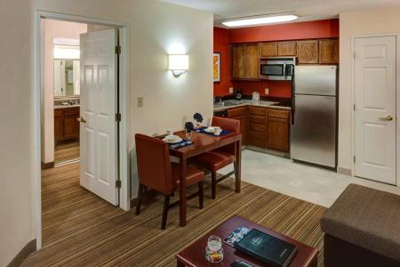 Residence Inn by Marriott San Diego Downtown - 40