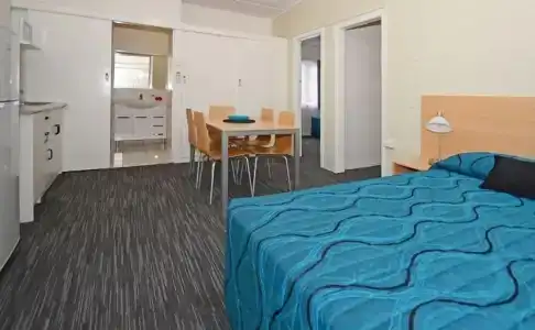 Urangan Motor Inn - 92