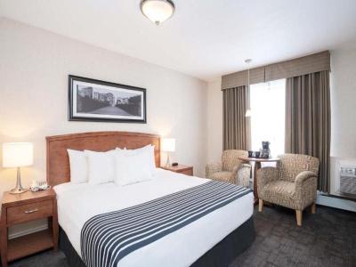Sandman & Suites West - 50