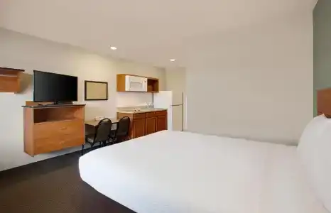 WoodSpring Suites - 45