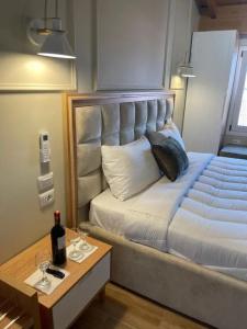 Rias Penthouse Suites - 65