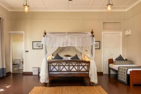 Castle Hill Bungalow - 28