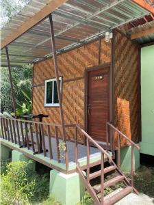 Khaosok Bamboo Huts Resort - 10