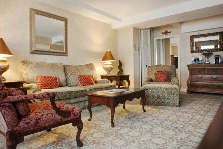 Georgetown Inn - 39