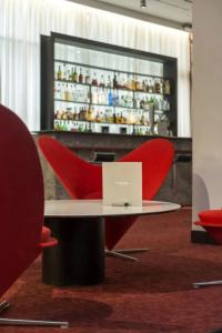 Hilton Madrid Airport - 16