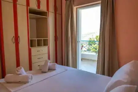 Miracle Saranda - 5