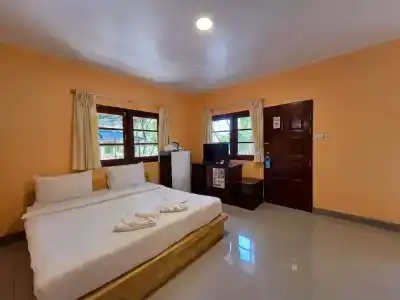 Puprai Tarnnarm - 30