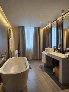 Boho Prague - Small Luxurys - 37