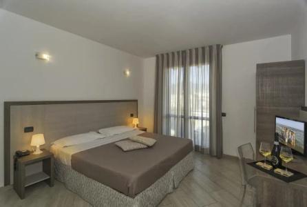 Lido Inn - 44