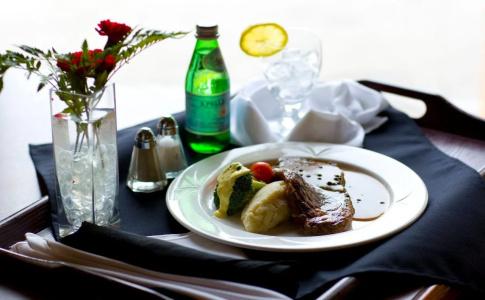 Holiday Inn Macleod Trail South - 12